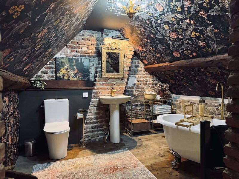 Room1 - ensuite bathroom Sevigne